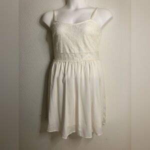 NWT Arden B Ivory Lace Overlay Spaghetti Straps Light Flowy Size L